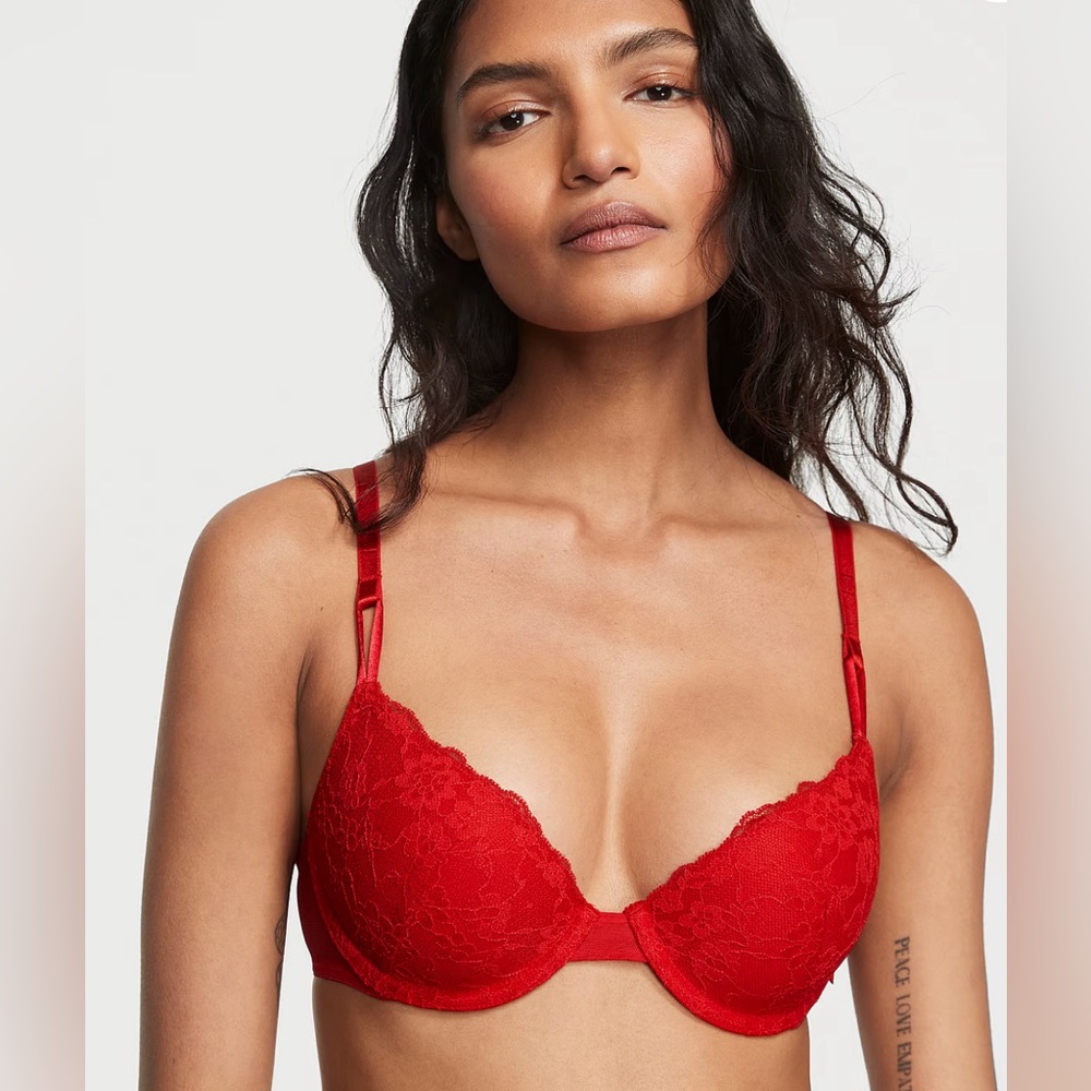 NWT Victorias Secret Red Sexy Tee Posey Lace Lightly Lined Demi Bra - 38C